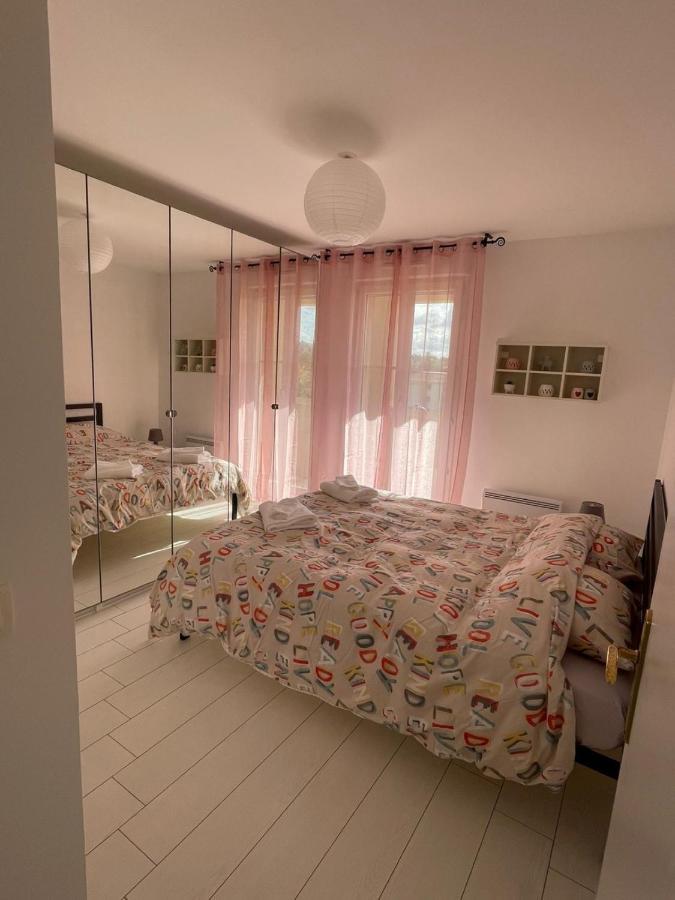 Charmant Appartement Duplex A 5Min De Disney. 马尼库尔勒翁格尔 外观 照片